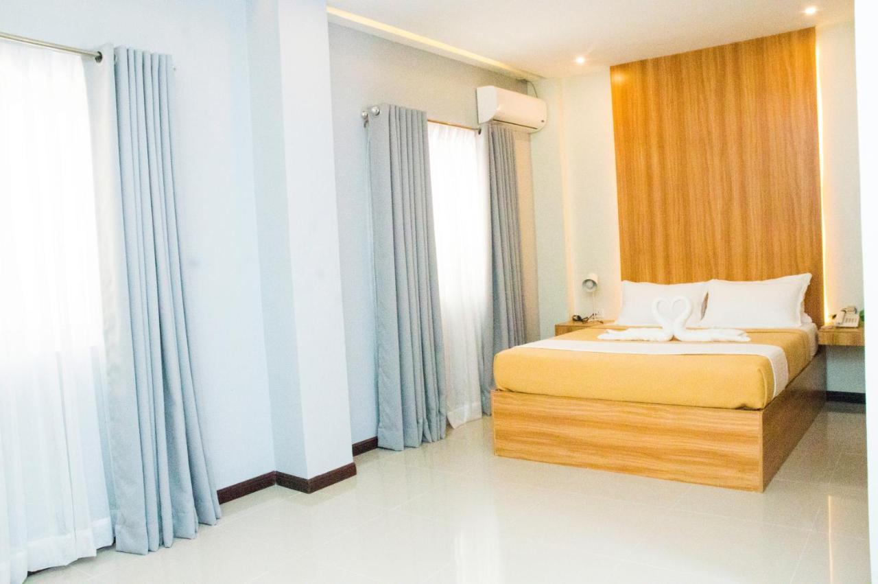 Elti Suites By Bluebookers Angeles Exterior foto