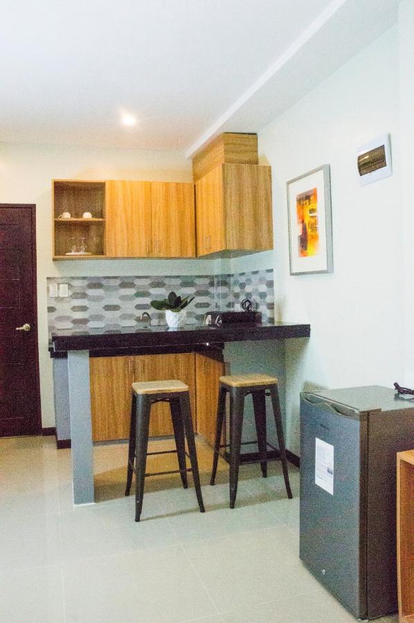 Elti Suites By Bluebookers Angeles Exterior foto